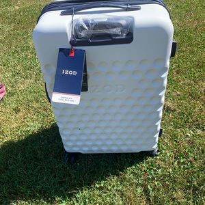 Brand new izod suitcase beautiful